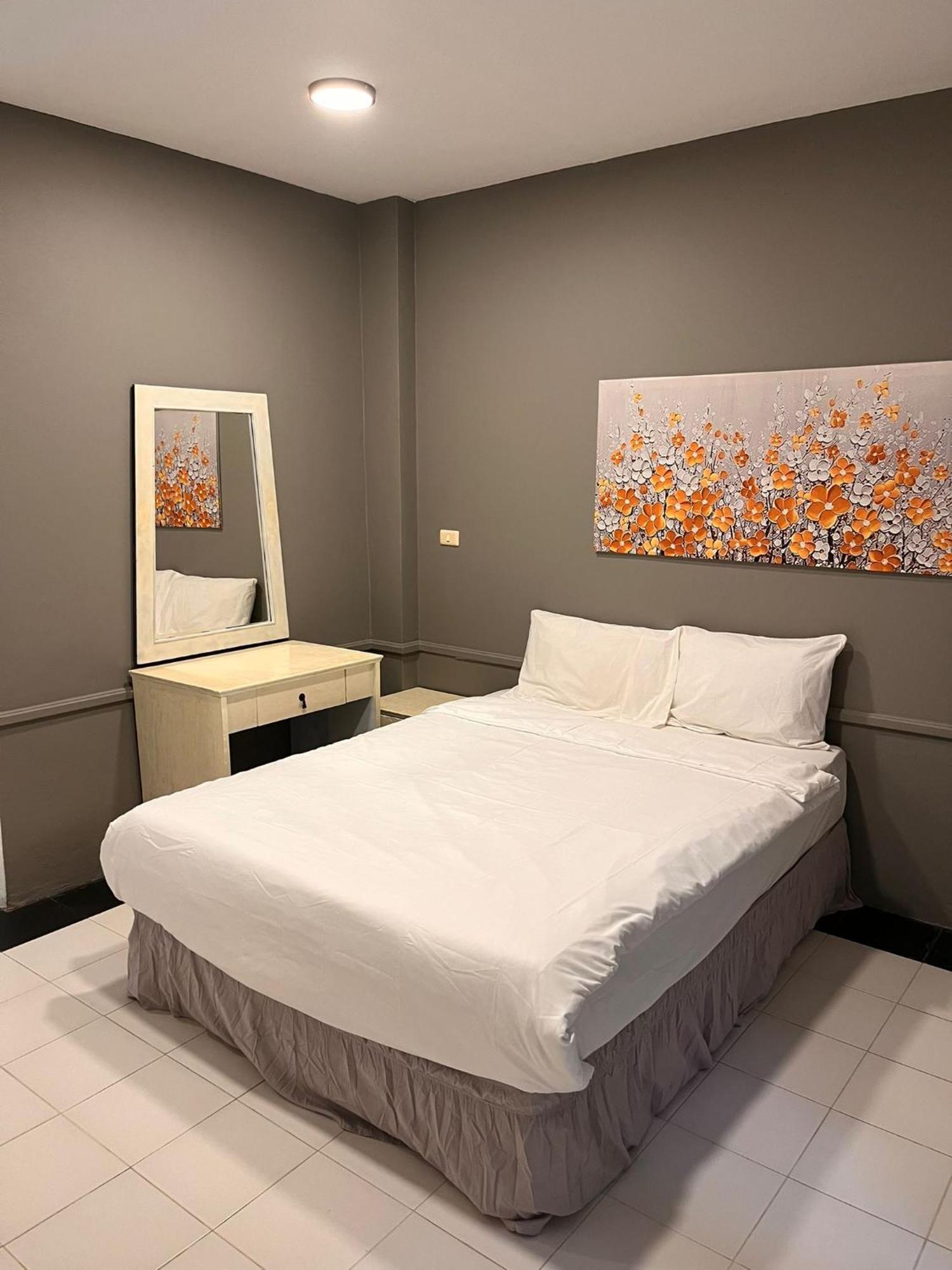Shalom Center Chaweng Samui Hotel Exterior foto